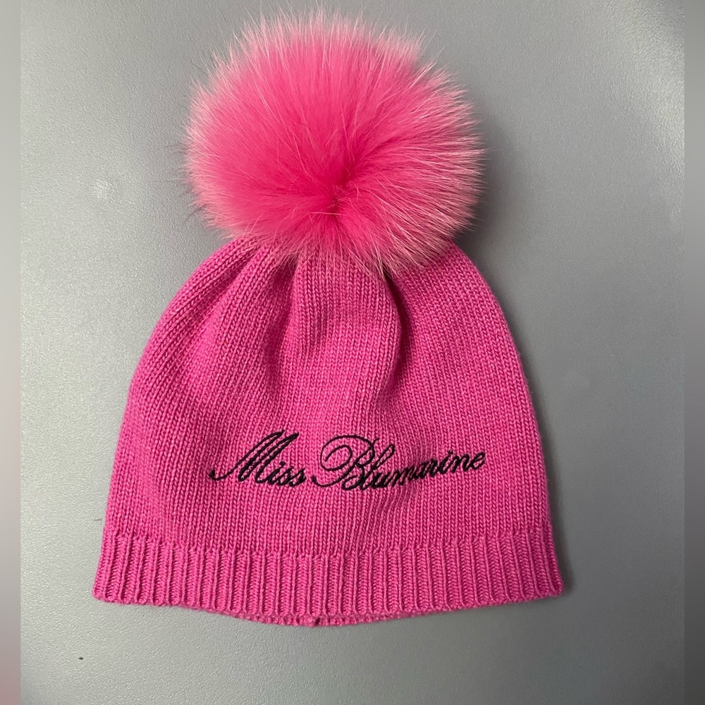 Miss Blumarine toque